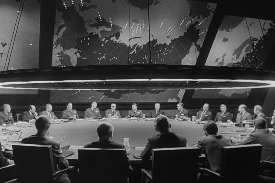 博士の異常な愛情